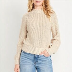 Old Navy shaker crewneck sweater